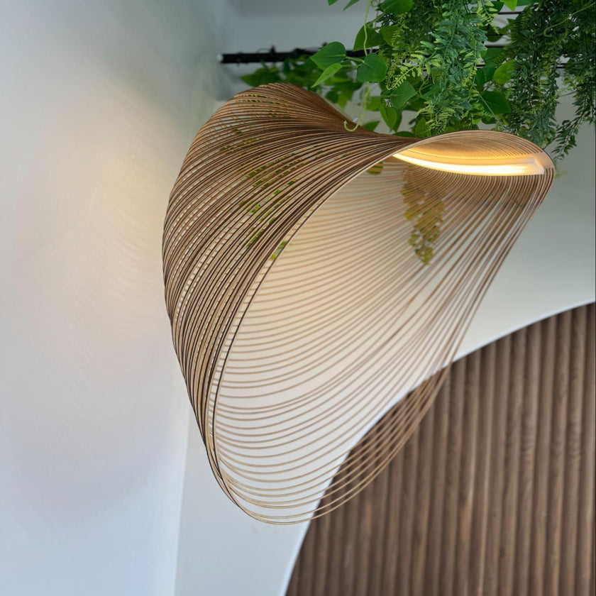 Lampe Grand Synopsis | Synospis