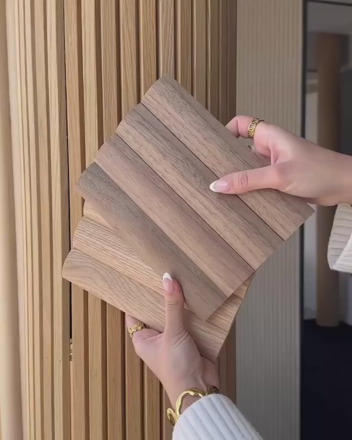 video montrant lkes différentes couleurs des tableaux en bois 